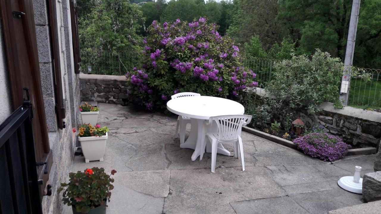 La Maison Du Mas Rando Saint-Georges-Nigremont 외부 사진